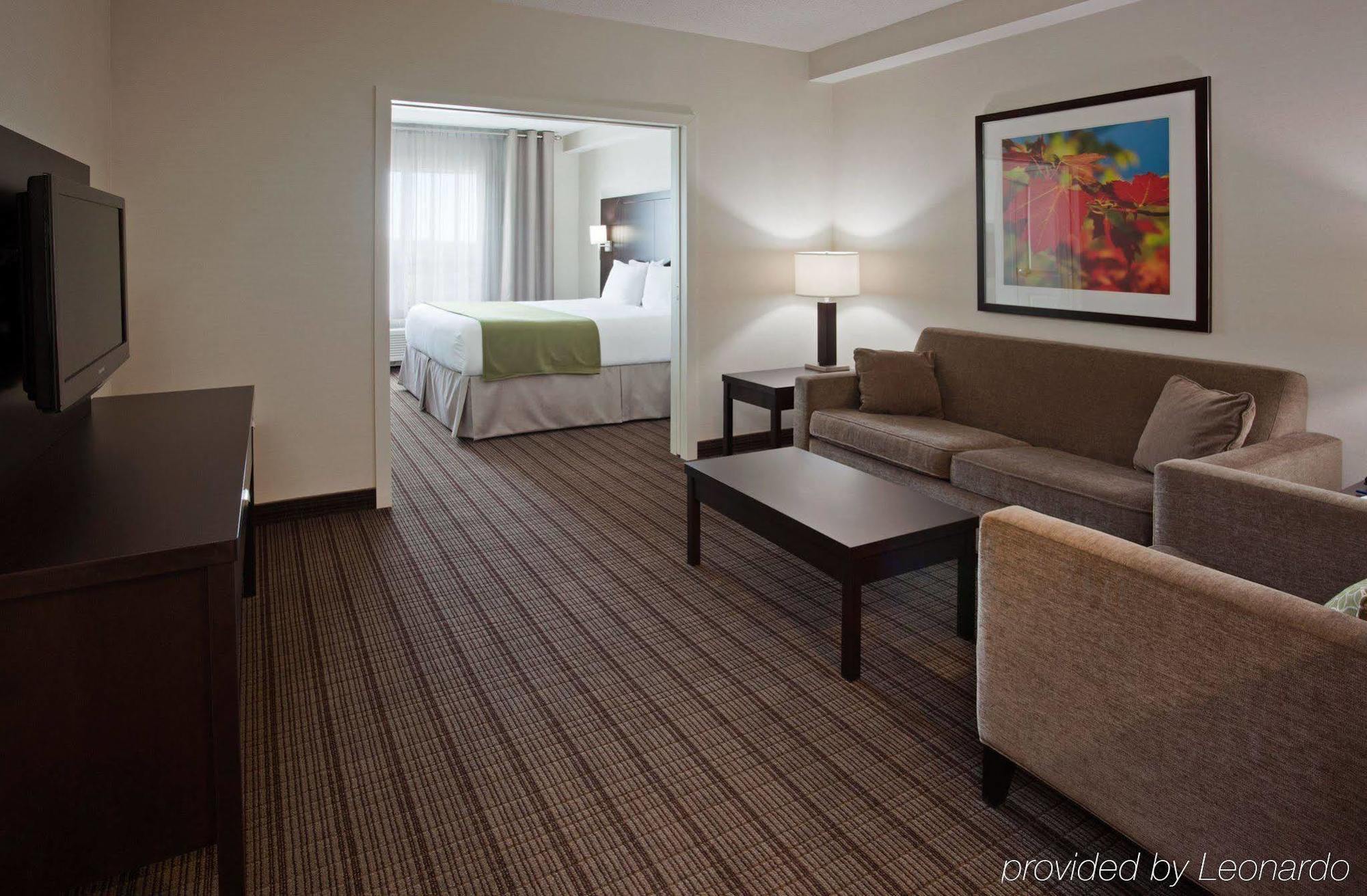 Holiday Inn Express & Suites New Liskeard Rom bilde
