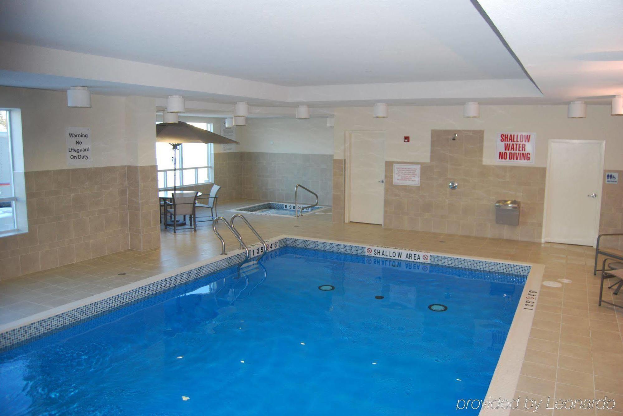 Holiday Inn Express & Suites New Liskeard Eksteriør bilde